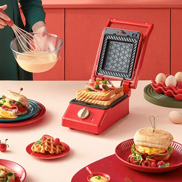 [BOE083] Bruno Single Sandwich Maker Waffle Toast Breakfast Machine-Red