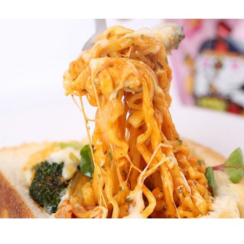 Samyang Buldak Hot Chicken Ramen Cream Carbonara Flavor 140gX5